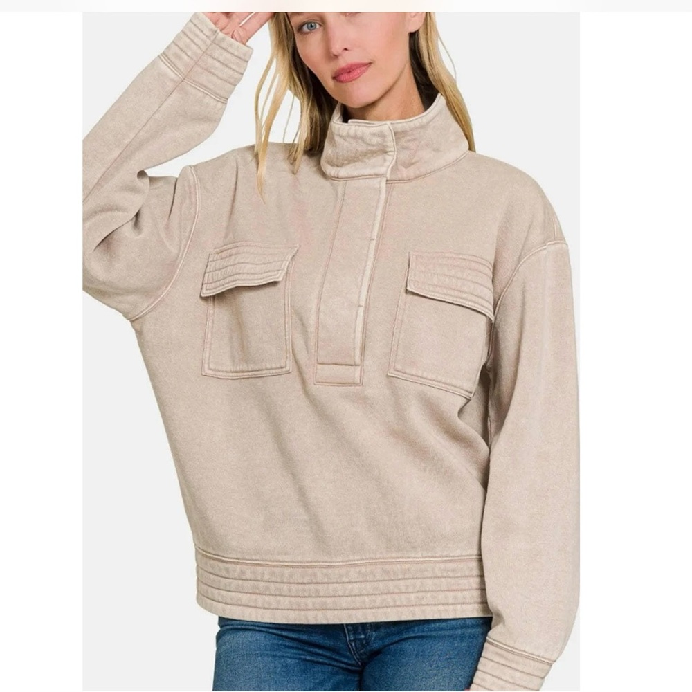 NEW IN POLY BAG Zenana Acid Washed Latte Colored 1/2 Snap Sweatshirt SMALL